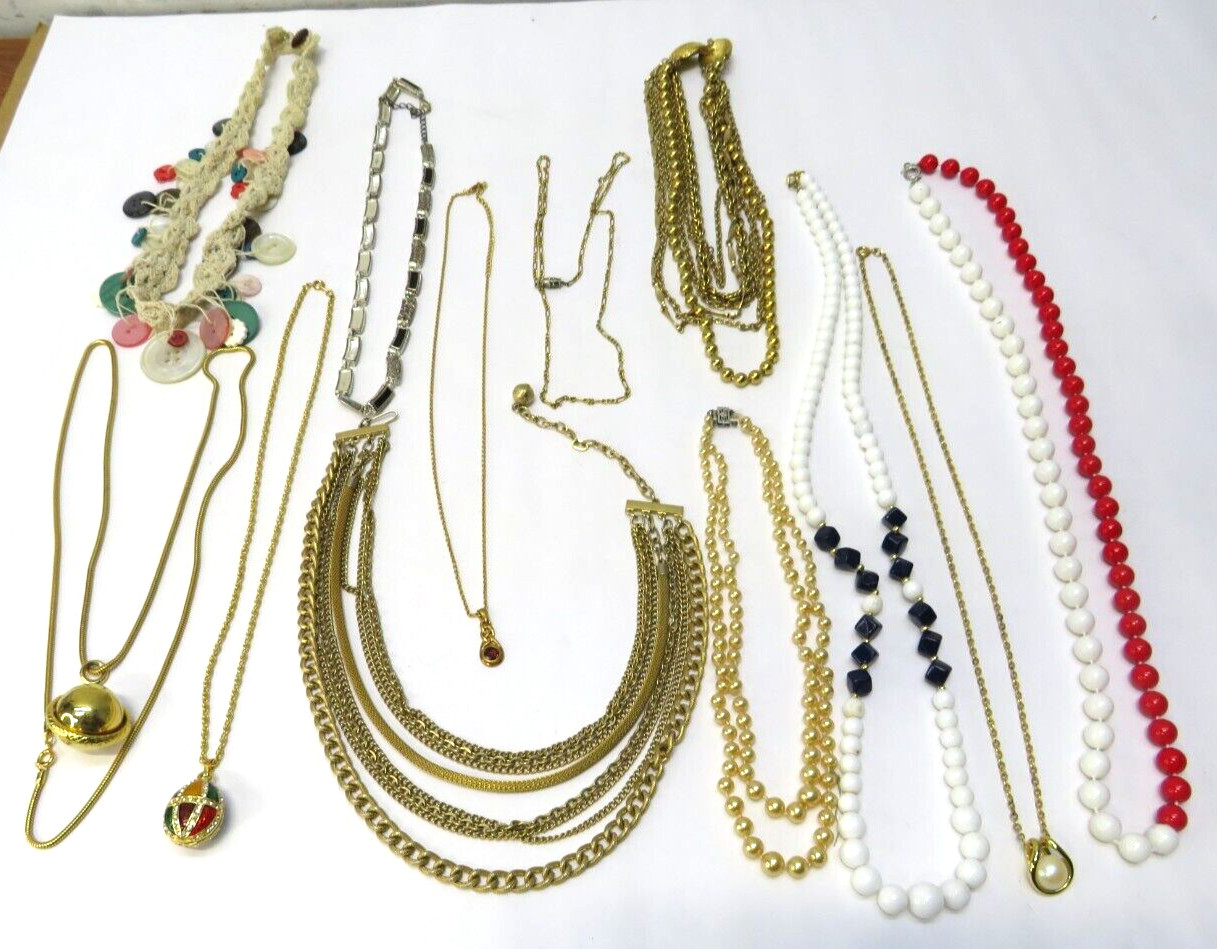 Vintage LOT of 12 Necklaces Assorted Sizes & Colors Gold red white pearl