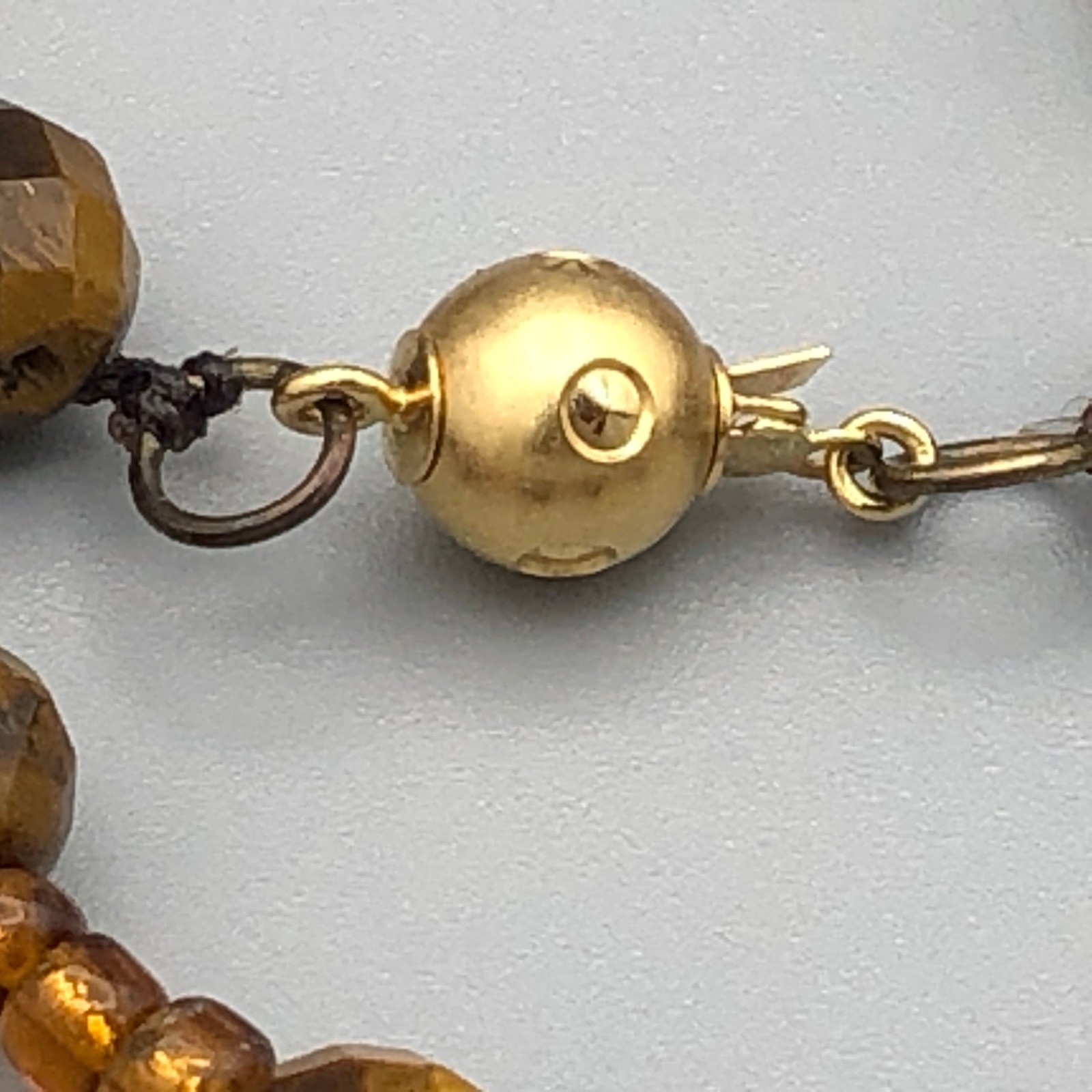 Vintage Genuine Tigers Eye Stone Necklace 20″ Golden Brown Faceted 15mm Beads