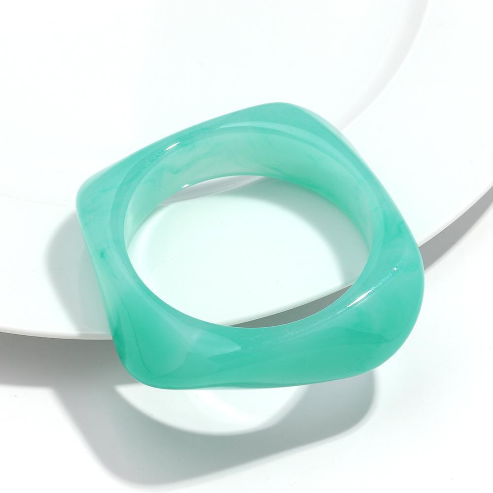 Vintage Acrylic Geometric Bangles – Trendy Wide Cuff Resin Bracelets for 2025