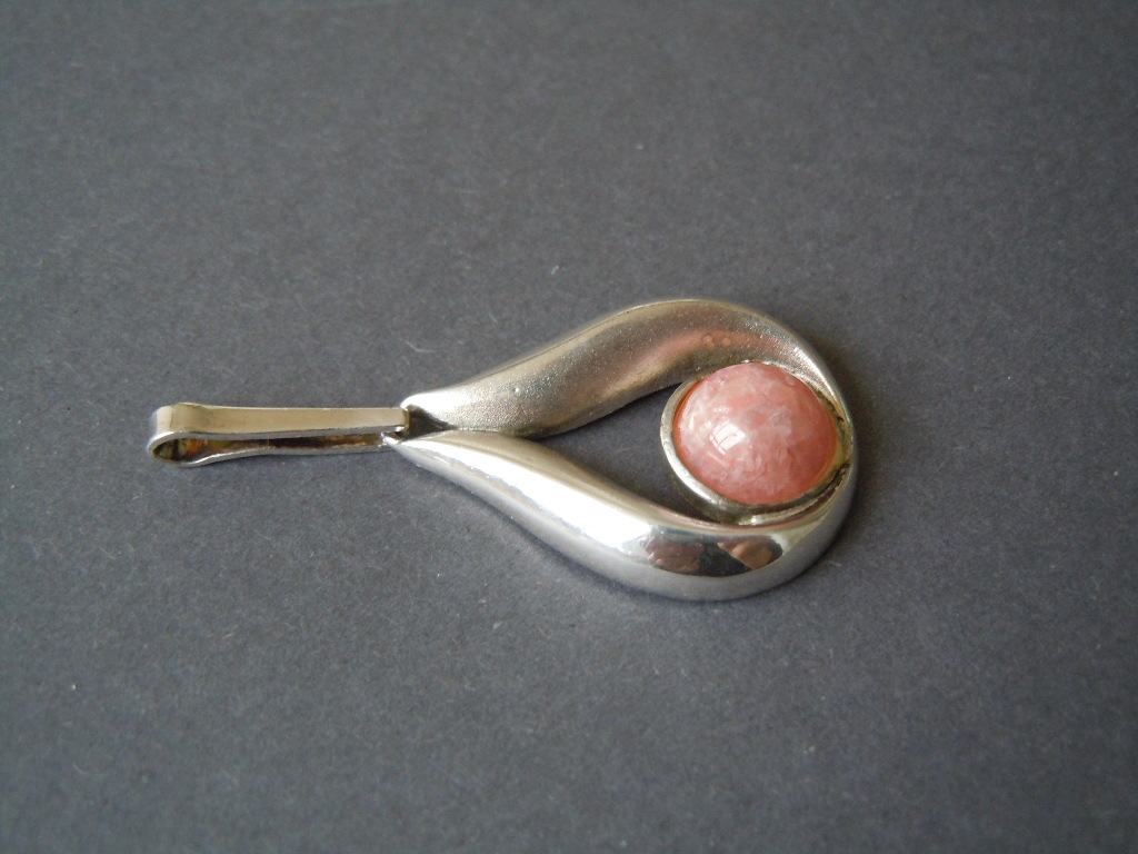 835 Silver Pendant Drop Shape with Rhodochrosite Hemisphere 7.2 g / 4.5 x 2.1 cm