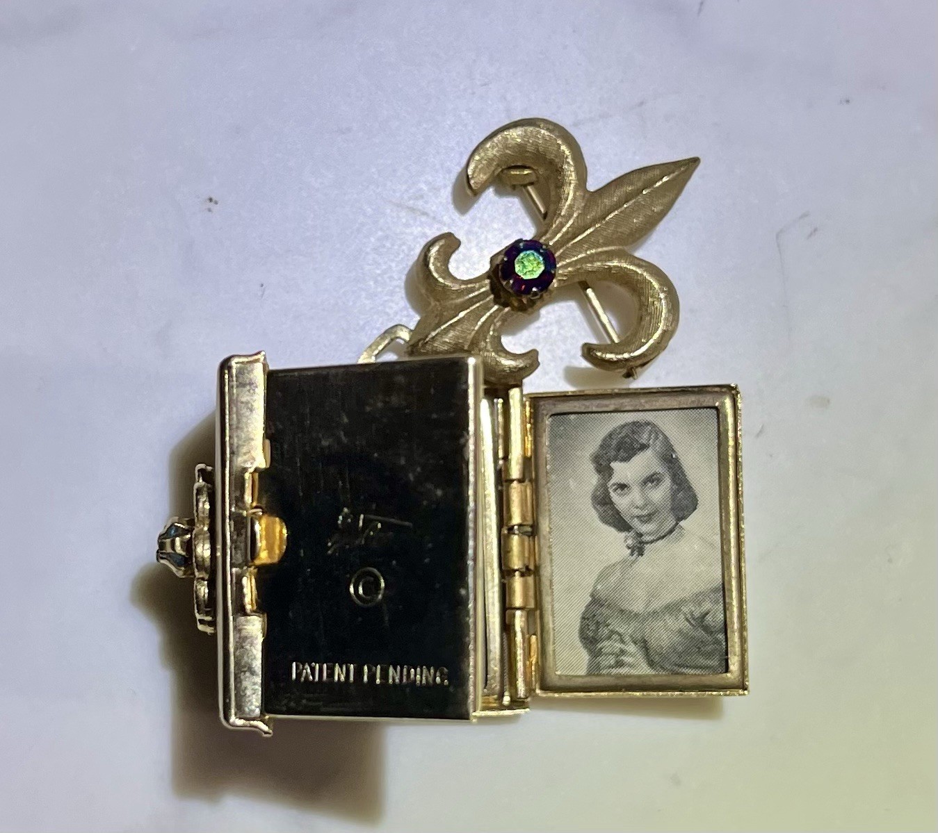 17. Vintage Rare CORO Gold tone Hinged Photo Book Locket Medal Pin Brooch