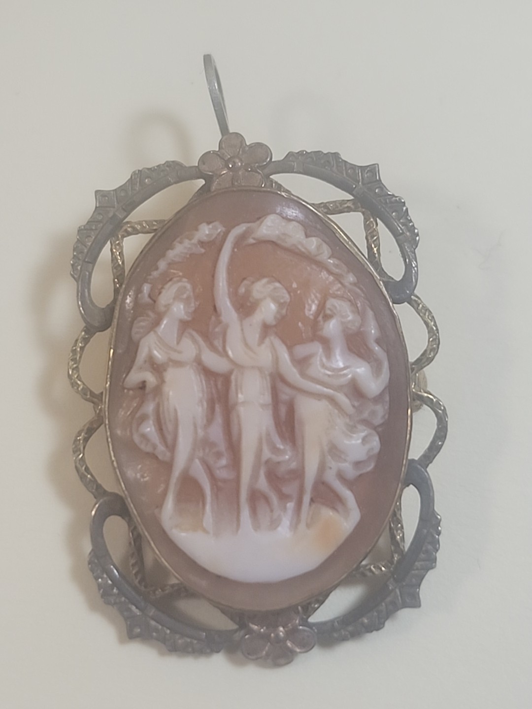 Vintage Hand Carved Shell Cameo Brooch Pendant. 3 Grace’s. Antique 1900s – 1940s