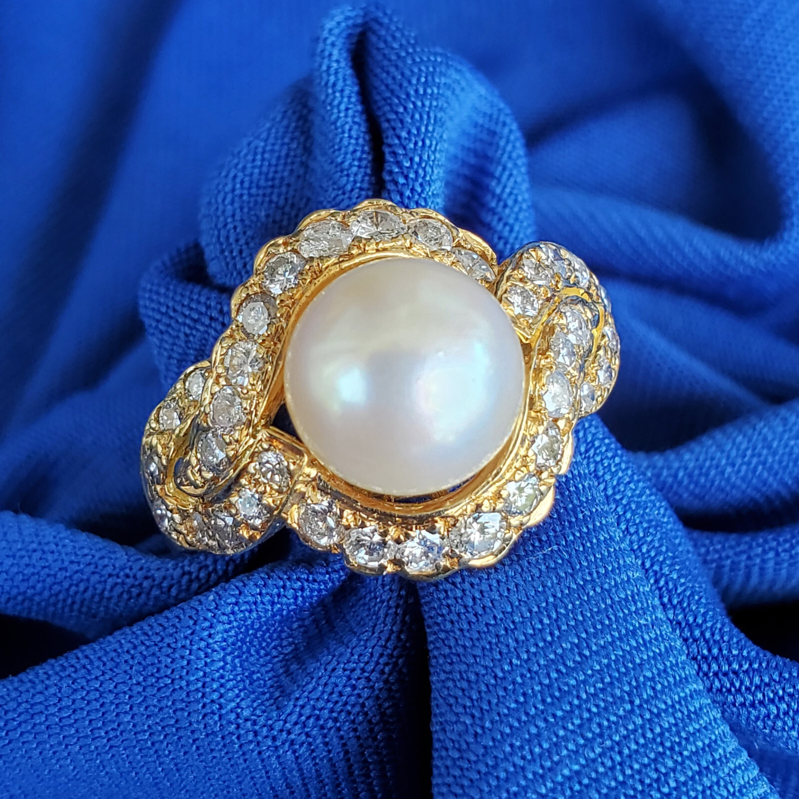 Original EARTH MINED DIAMOND Pearl Deco Engagement Ring Statement SOLID 18K GOLD