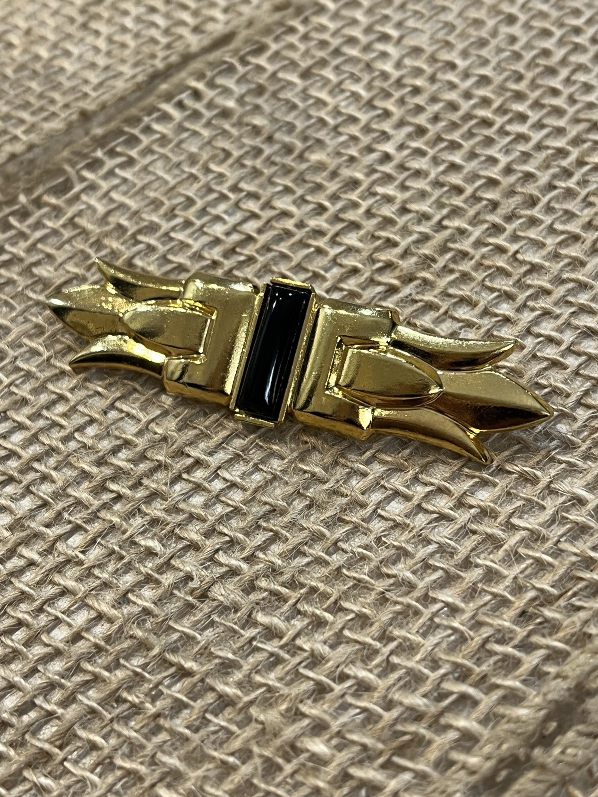 Vintage Gold Tone Rectangular ART DECO Faux Black Onyx Brooch Pin 2.5″