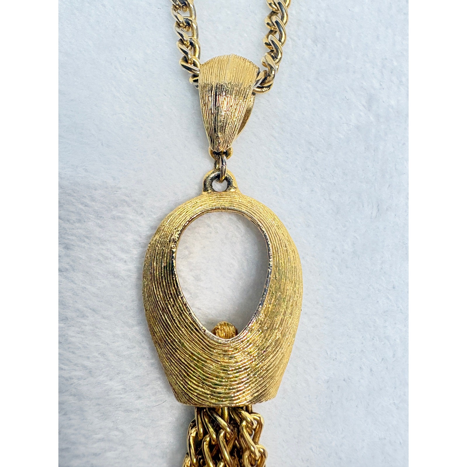 Vintage Gold‑Tone Tassel Necklace Oval Stations 1990s Fashion Jewelry