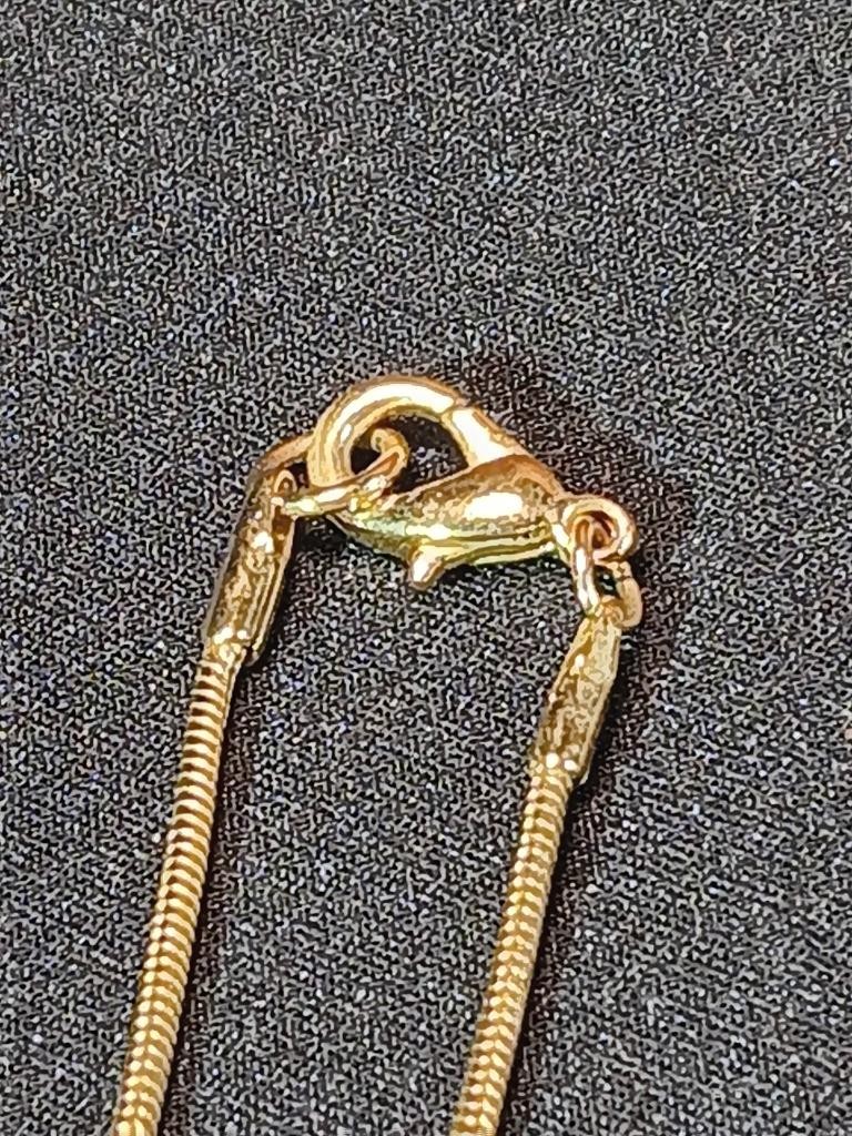 Two Vintage Gold Tone Necklaces Electric Red Pendant & Petal Rouge Bead J18