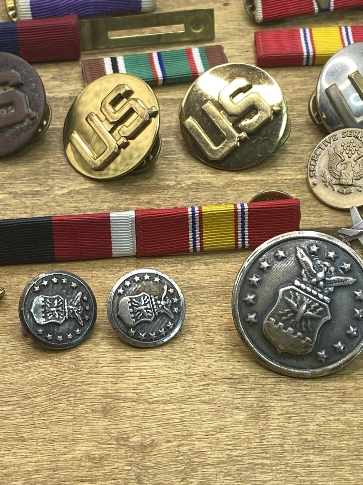 Vintage – Modern 50 Piece Presidential & Militaria Lot