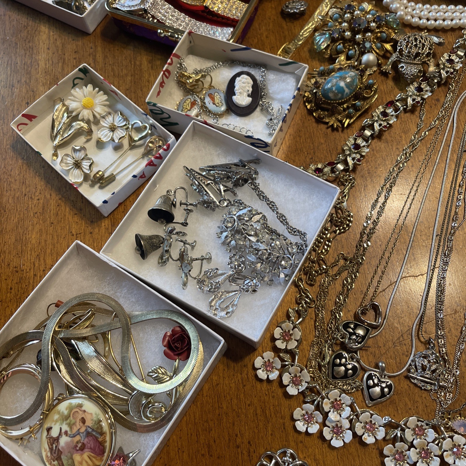 Huge Estate Vintage to Modern Jewelry Signed/unsigned Costume Mixed Lot