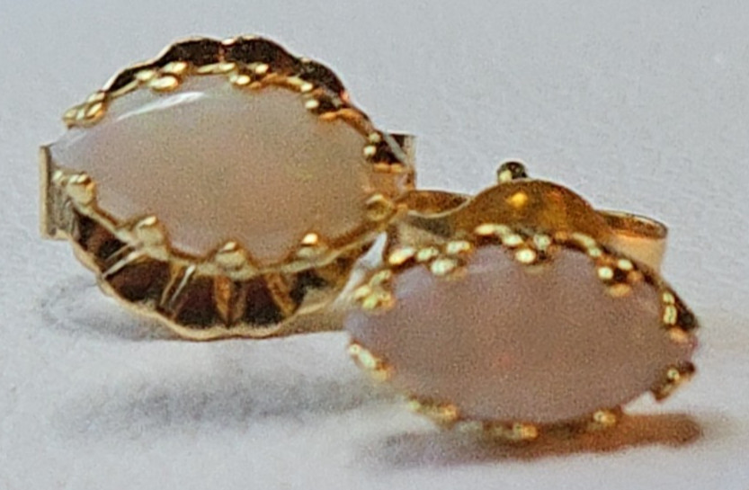 Vintage 14K Gold White Opal Post Earrings Tiny 6mm long