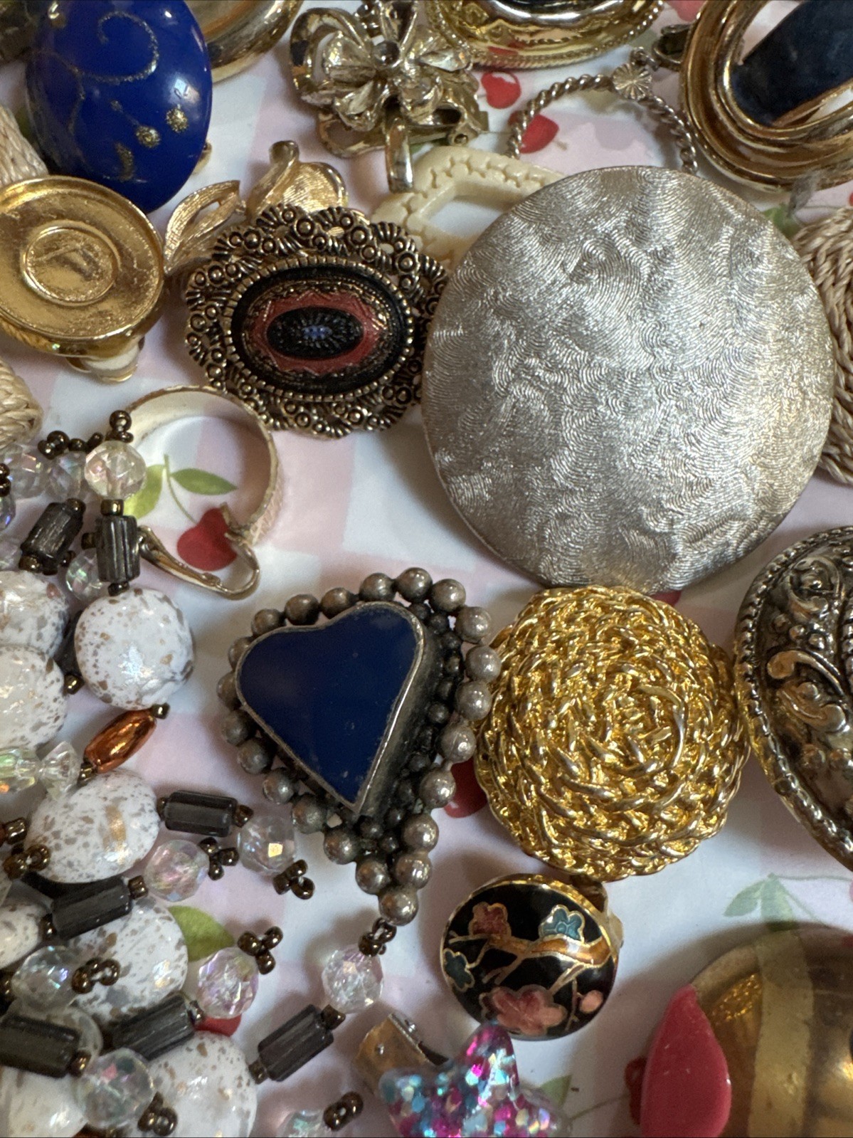 Lot Costume Jewelry 35 Single Earrings Clip On Craft Repurpose + 11 Broke Pairs