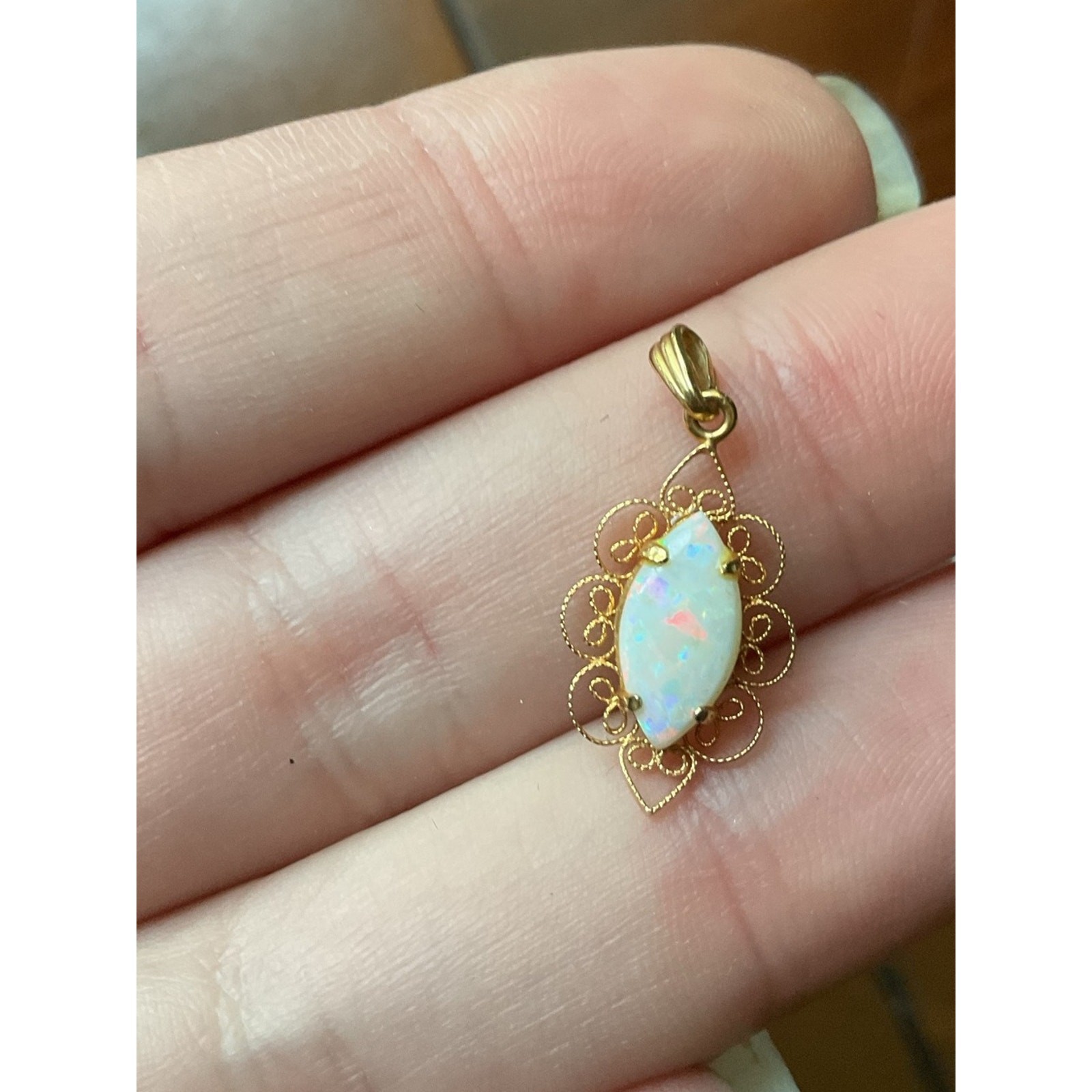 Vintage Faux Fire Opal Filigree Small Necklace Pendant Gold Tone