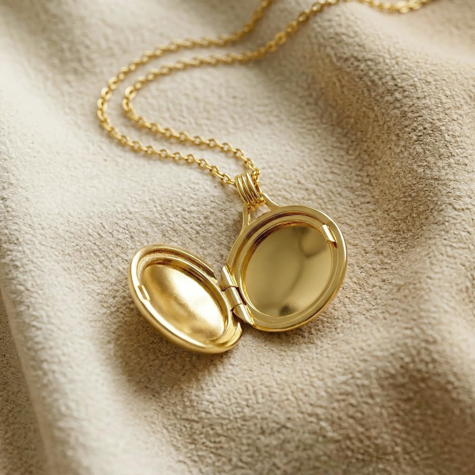 Love Heart Locket Necklace 14K Gold-Filled Oval Rectangle Photo Holder for Women