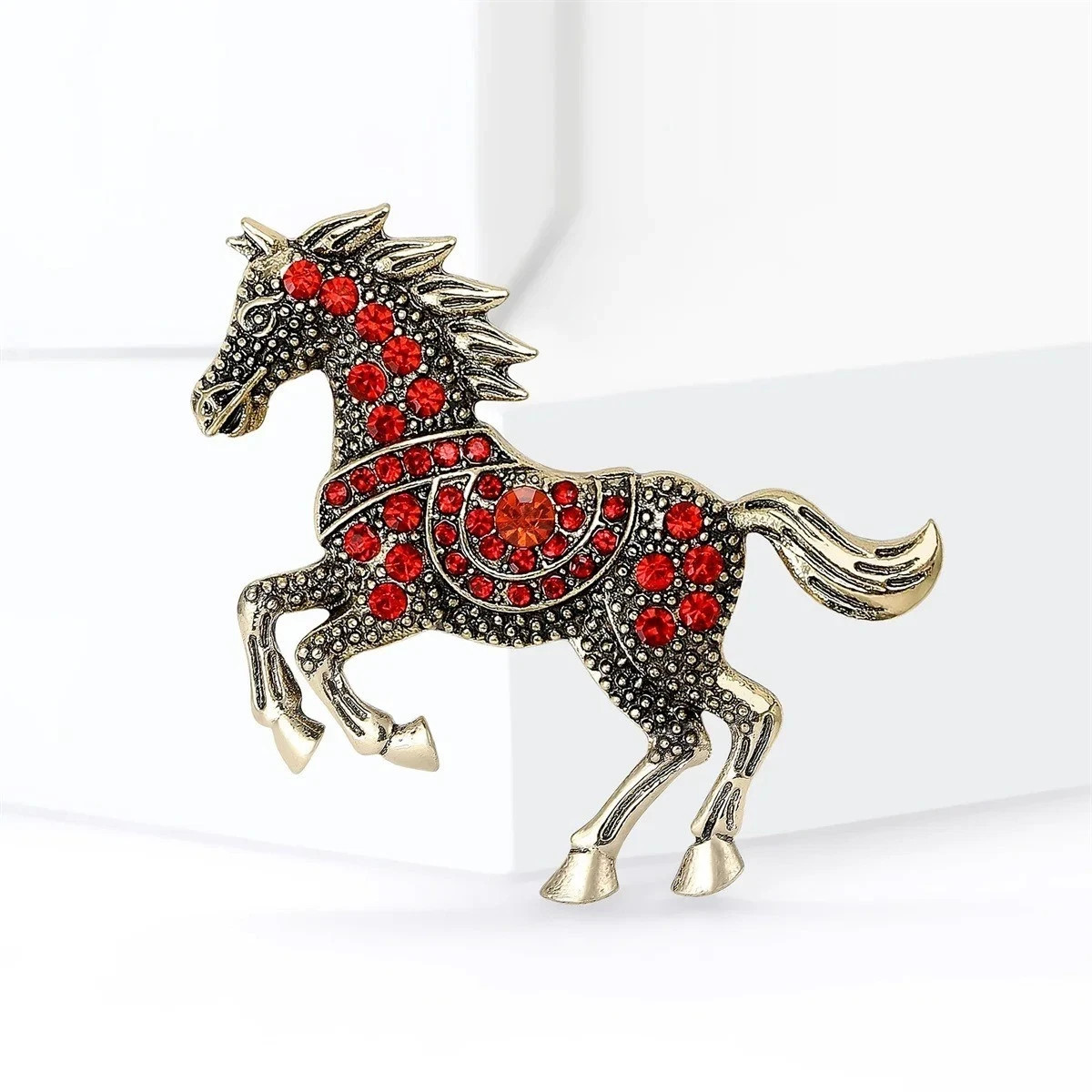 Vintage Red Crystal Horse Brooch Pin Antique Gold Tone Rhinestone Animal Jewelry