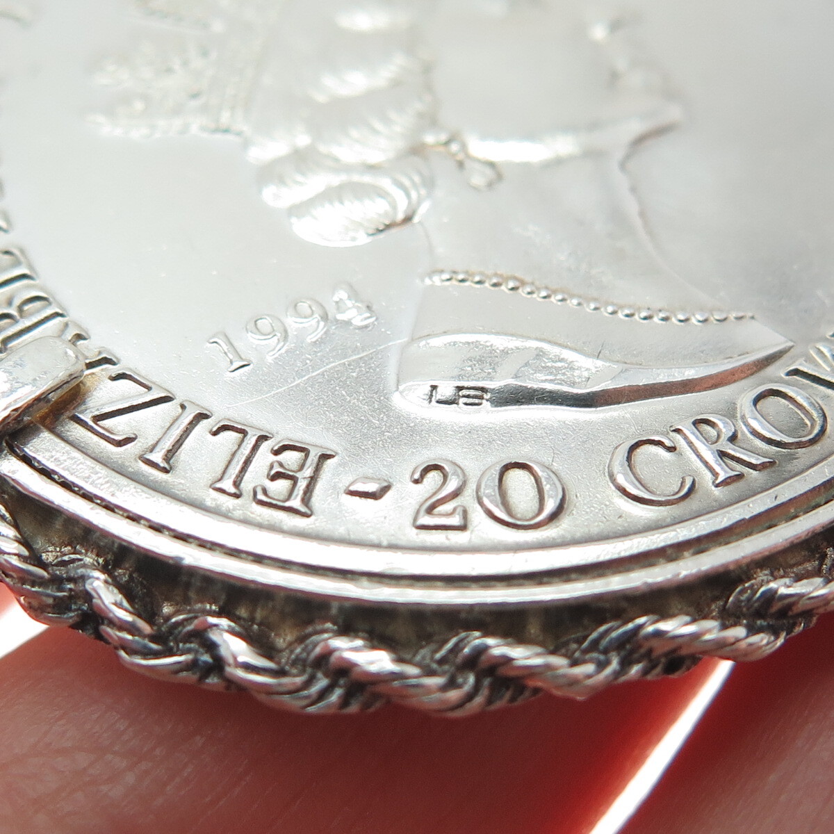 999 Silver Vintage 1994 Turks Caicos Islands 20 Crowns Elizabeth II Coin Pendant