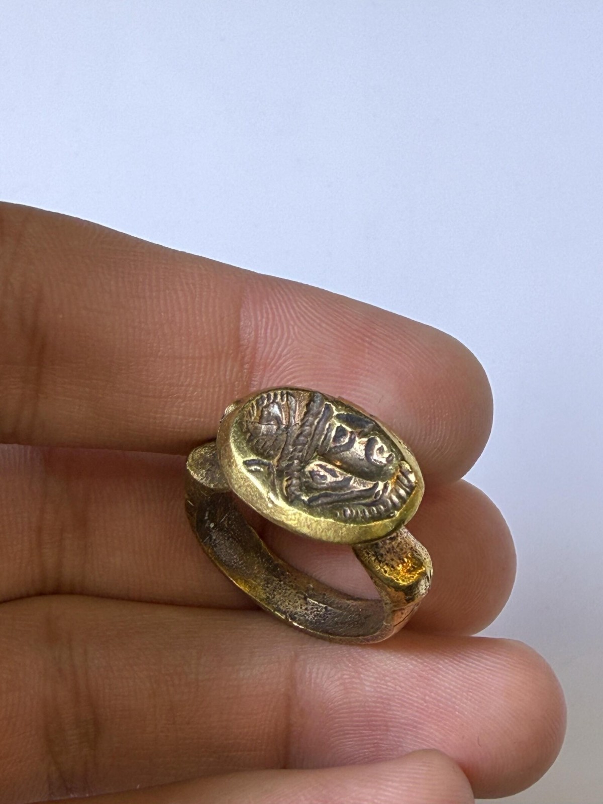 Antique greek king Bronze Ring – Tribal Intaglio Face Ring – Size 9