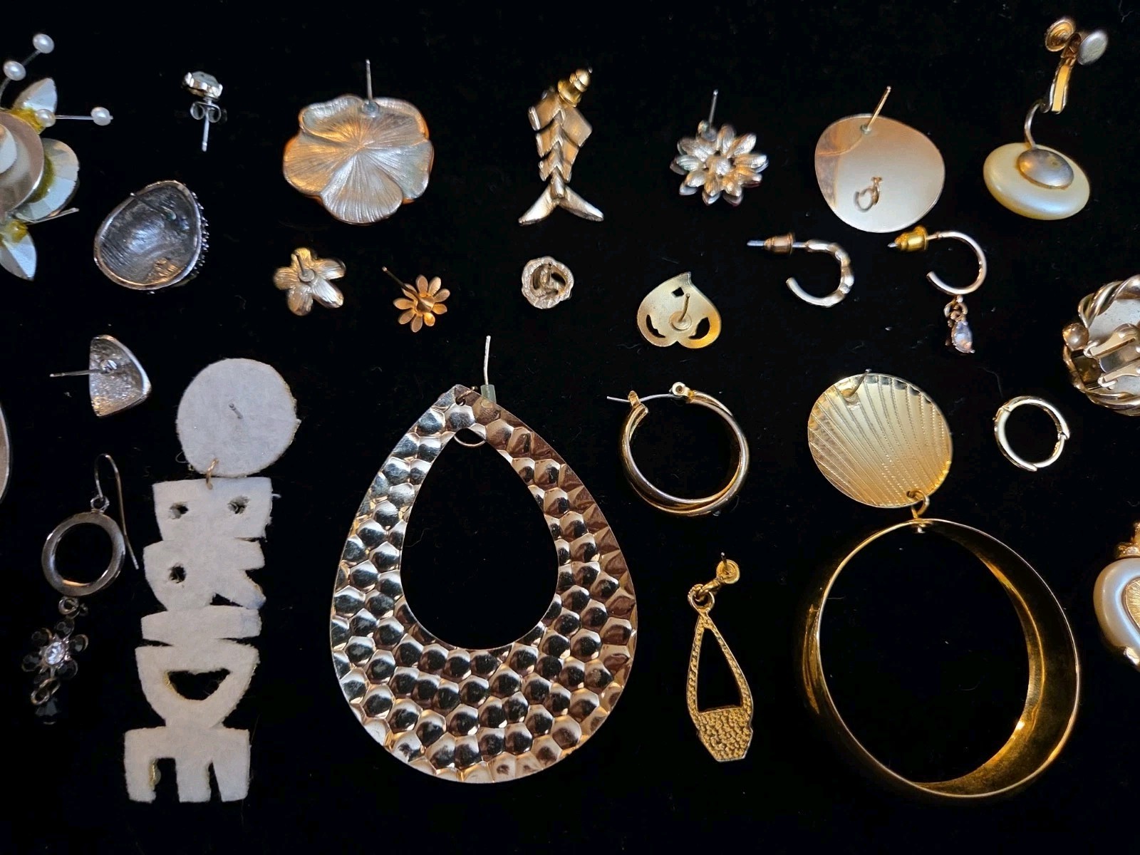 Lot Of Vintage Costume Jewelry Single Earrings Clip On Craft Some Signed