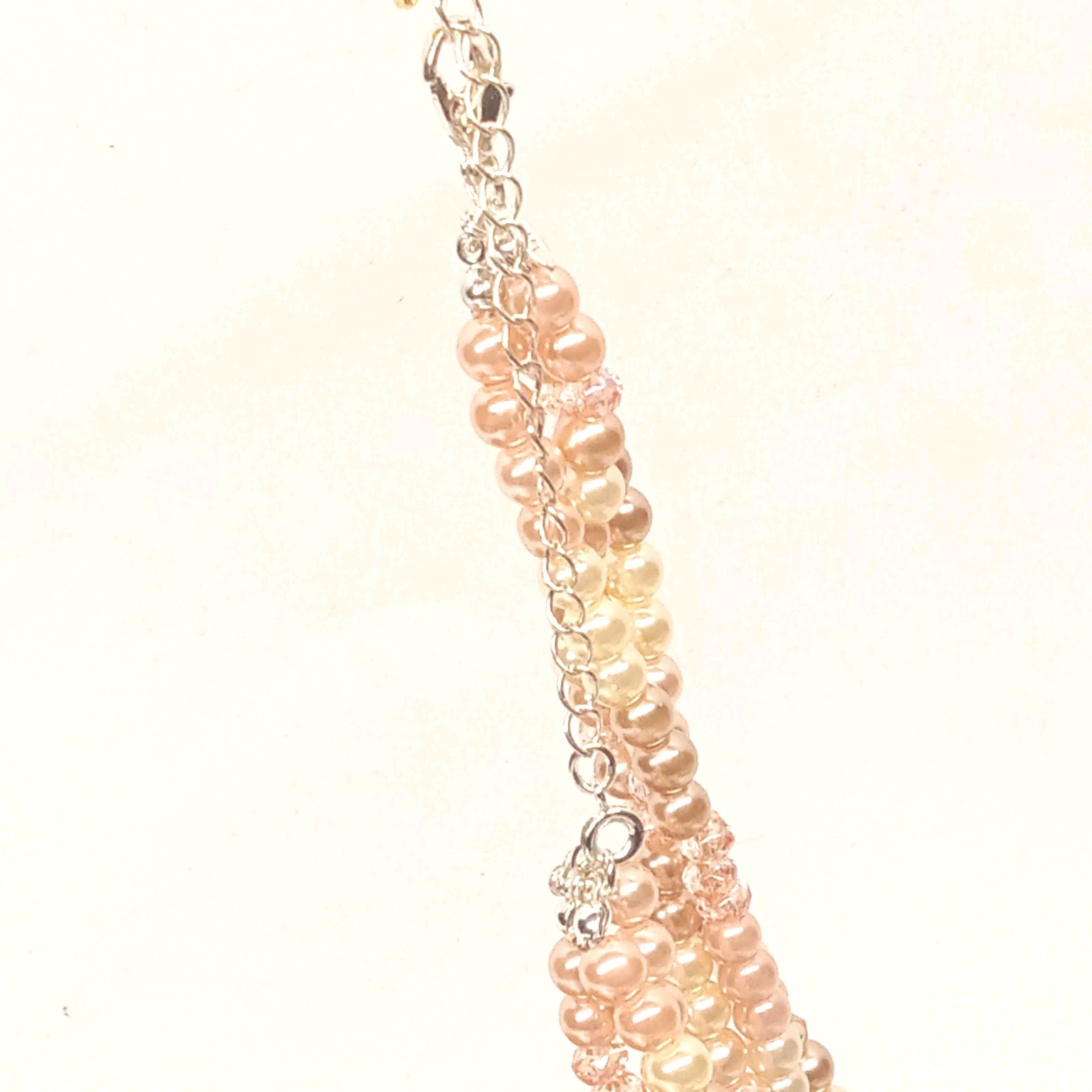 ROSE PEARLESQUE: Statement Necklace , Bracelet Multirang AND Cluster Earrings
