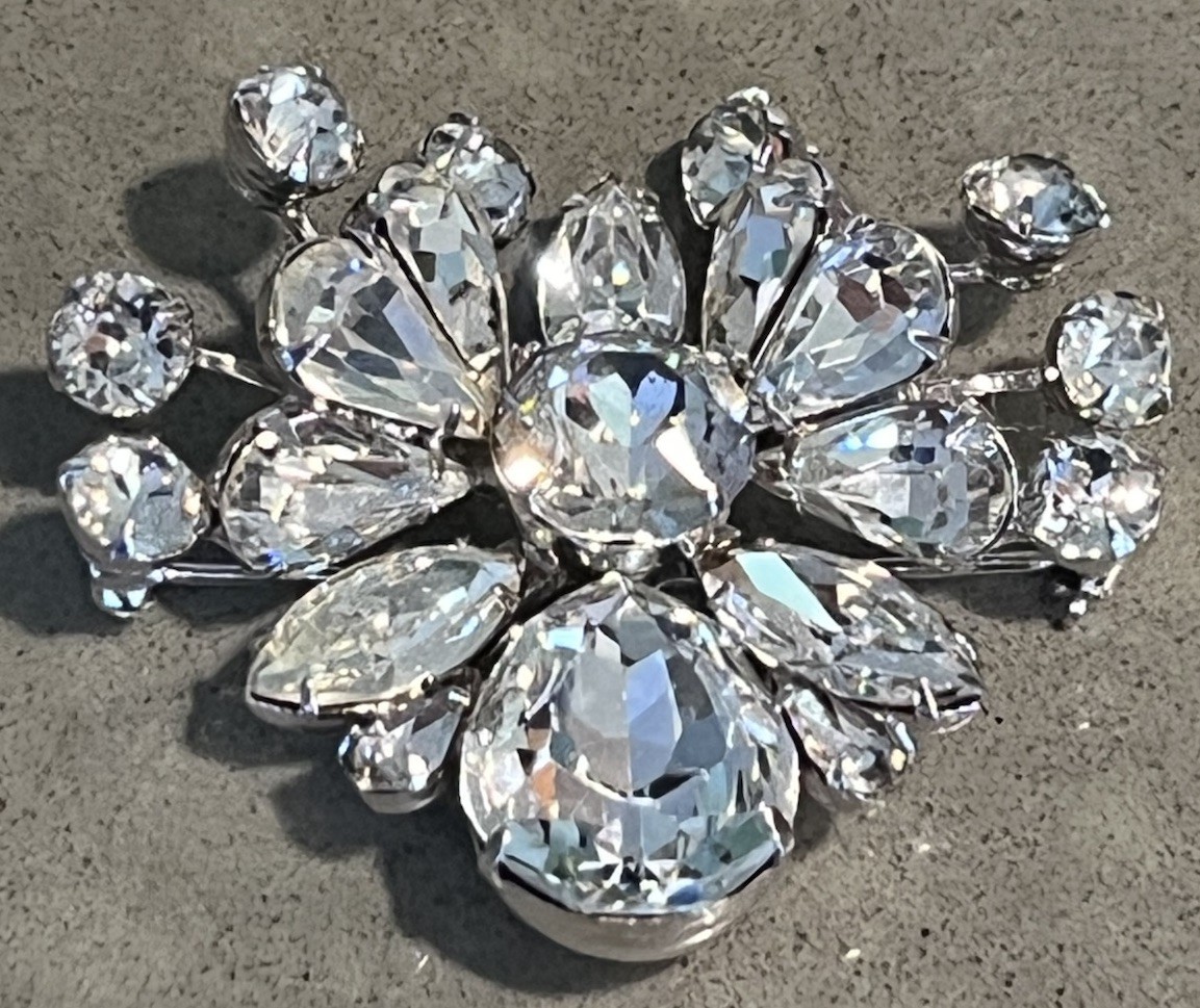Vintage Eisenberg Clear Rhinestone Spray Brooch Signed Rhodium Crystal 1940 Used