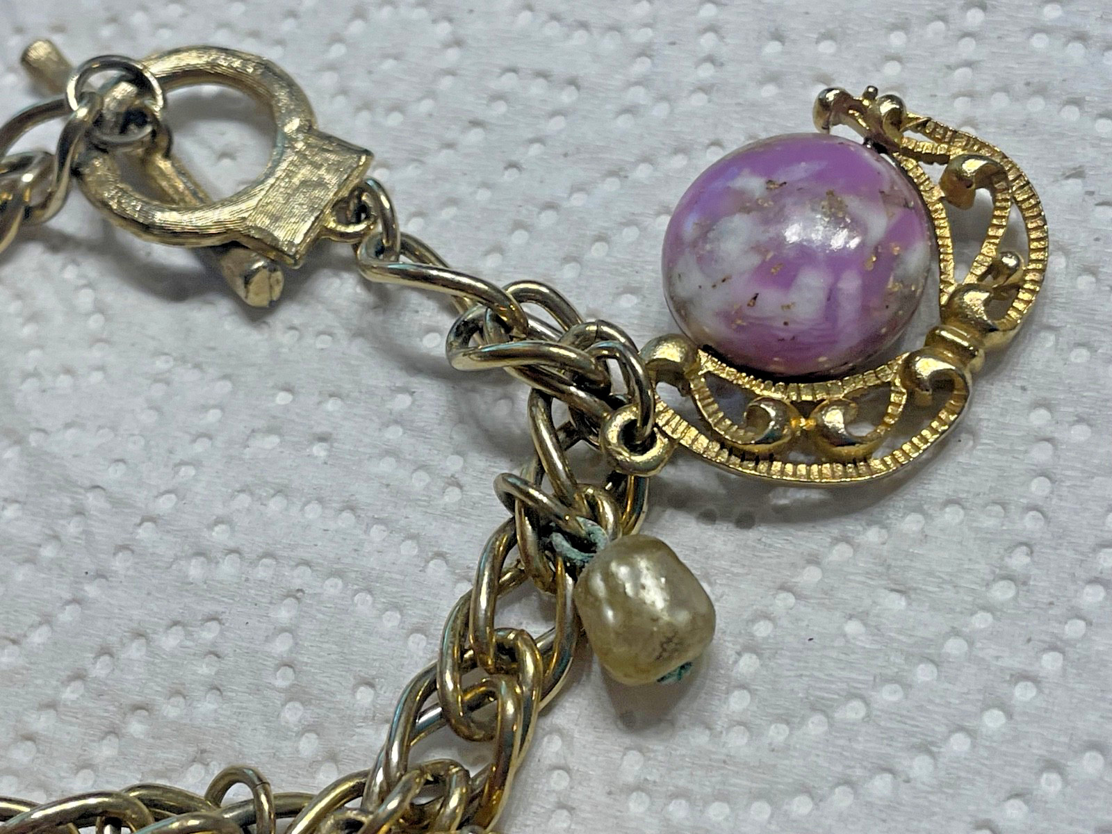 Vintage bracelet purple pearl Art Glass Beaded Gold tone toggle crescent moon 7”