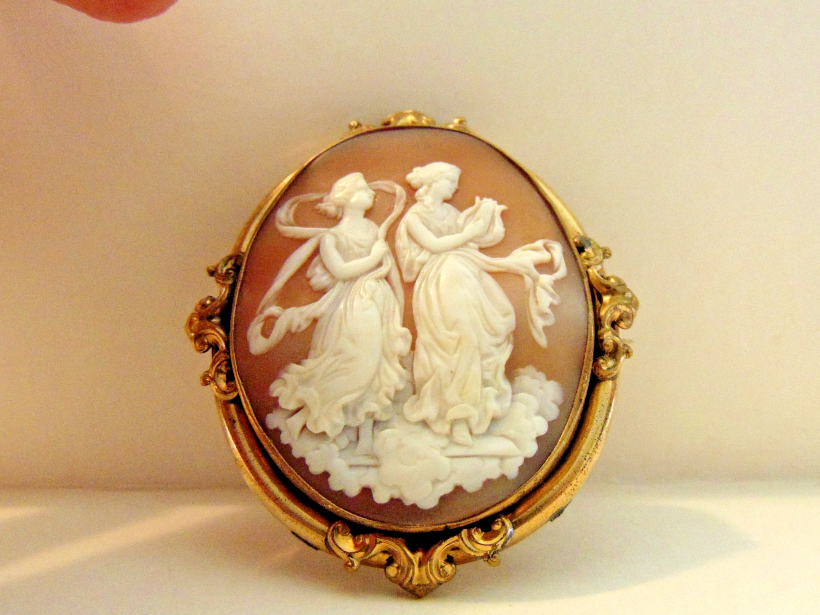 antique shell cameo brouch-2 Women standing. 2-1/2″ by 2-3/4′