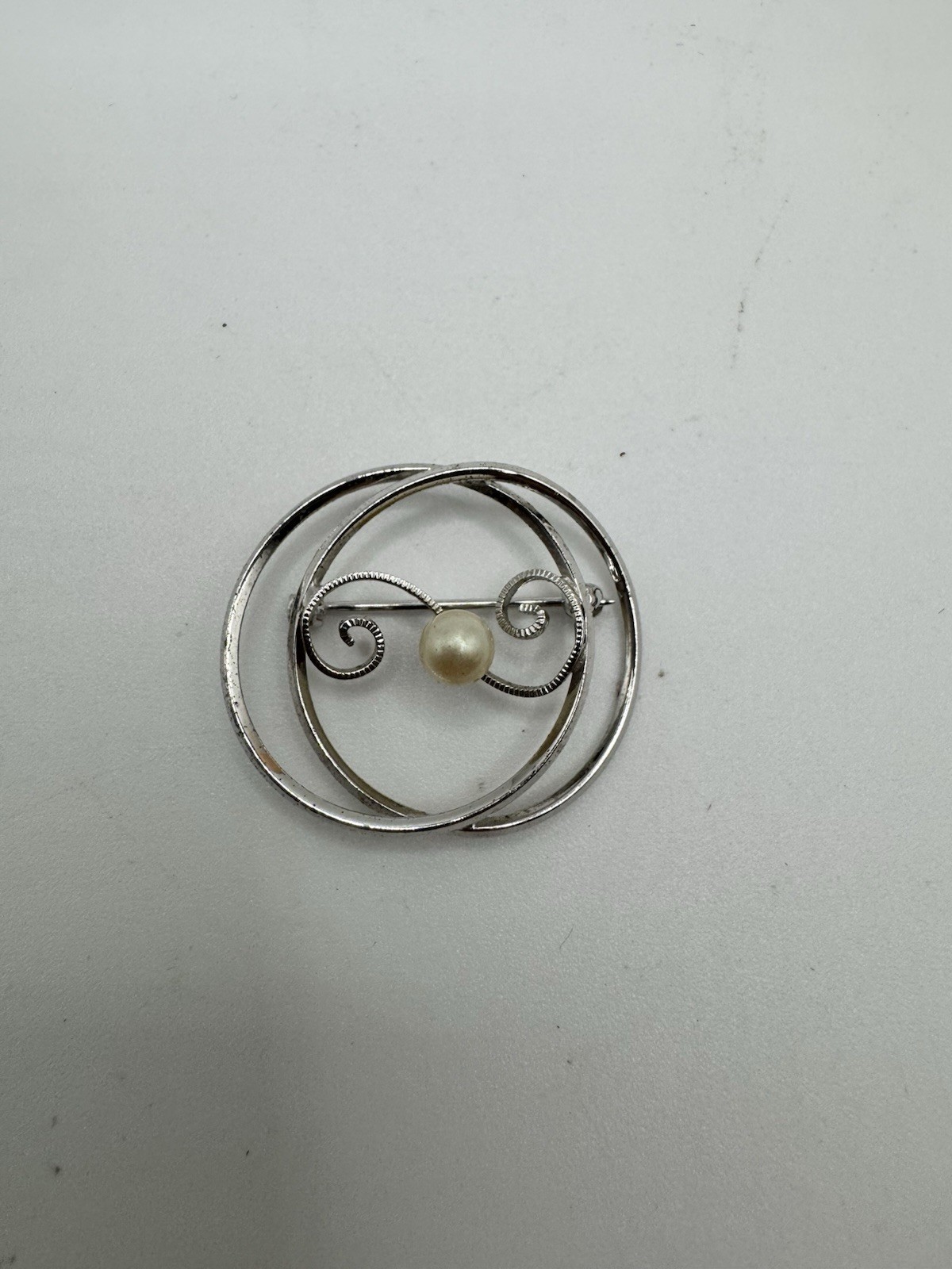 Vintage V.D. Sterling Silver Pearl Mid Century Modern Swirl Circle Brooch Pin
