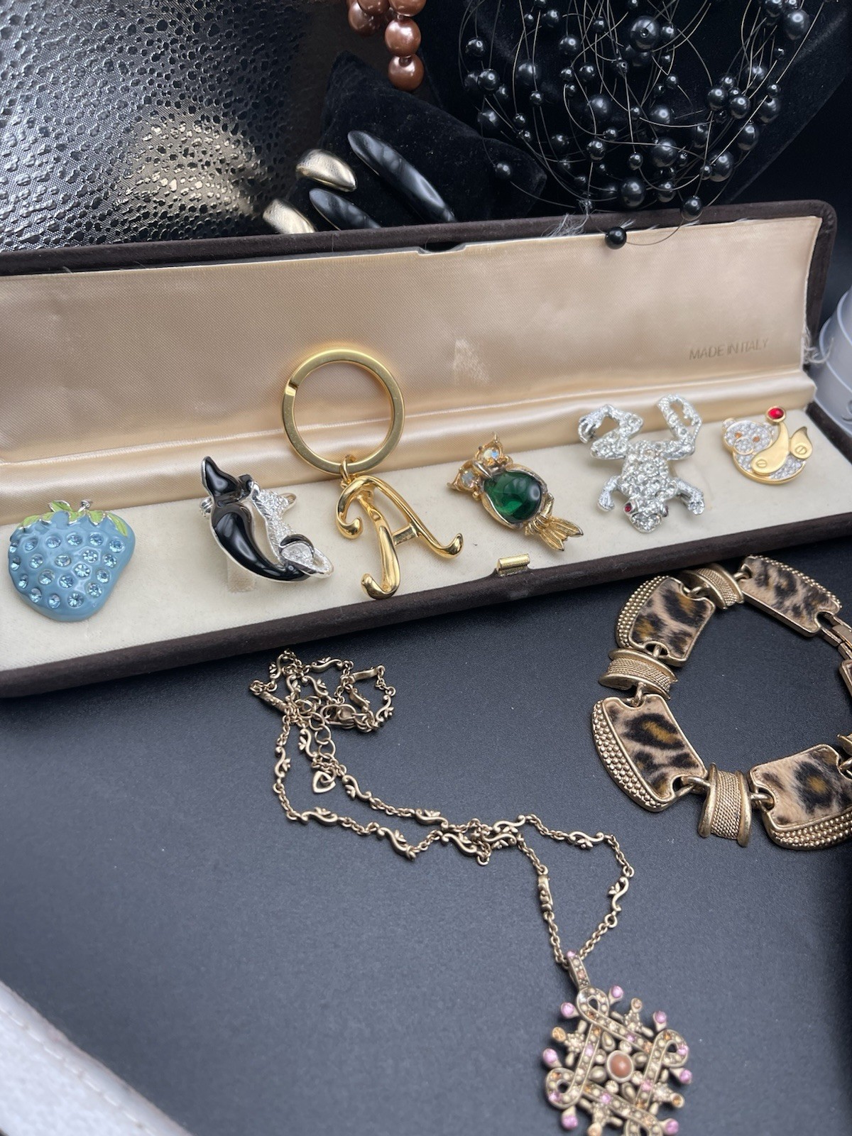 🔥ViNTage To MoD Jewelry Lot-22 Monet Joan Rivers Jewelmint Brooch Necklace Etc