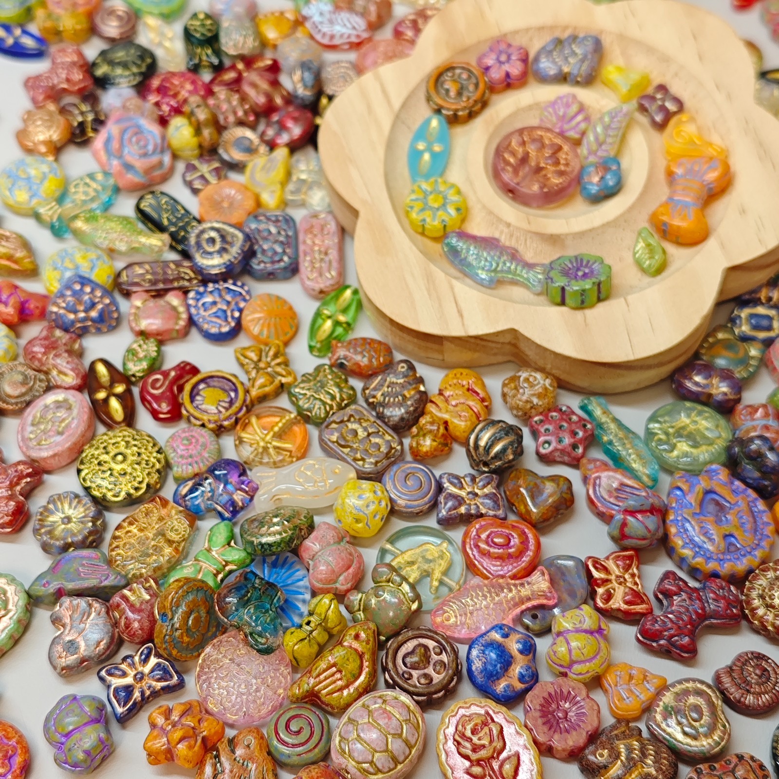 100g Handmade Glass Beads for Jewelry Making – 200 Mixed Styles Assortment