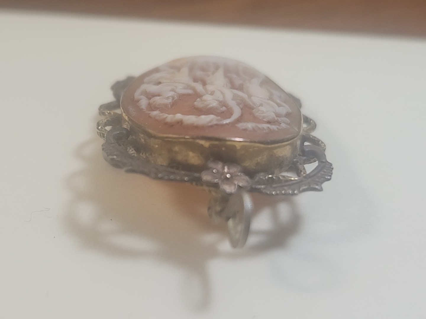 Vintage Hand Carved Shell Cameo Brooch Pendant. 3 Grace’s. Antique 1900s – 1940s