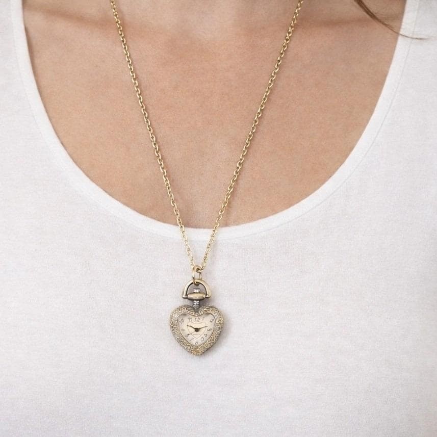Vintage Heart Pocket Watch Necklace, Quartz Pendant, Gold Tone Chain