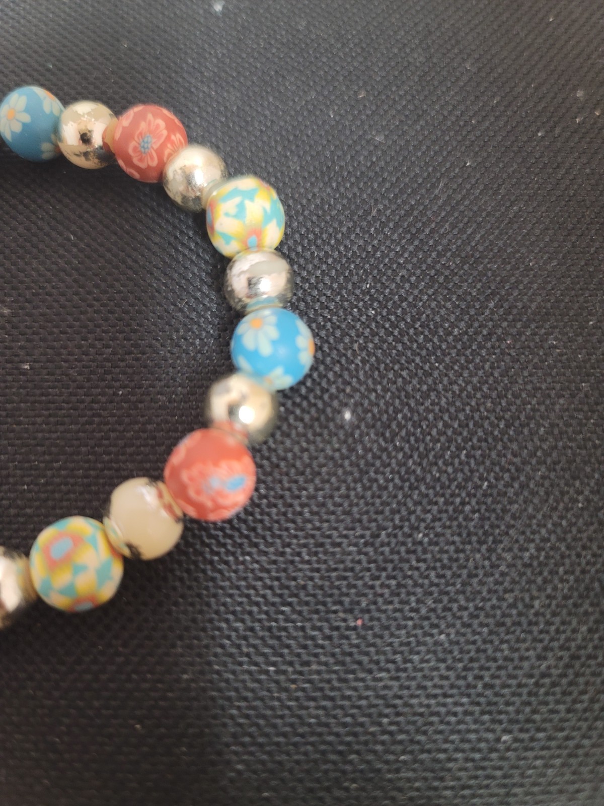 Glass Bead Bracelet Multi-colored Silver Stretch, Very Decorative, VG