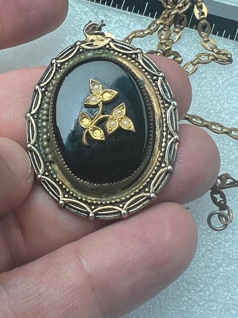 Black Brass Pendant Charm Necklace Jewelry (H2025H)