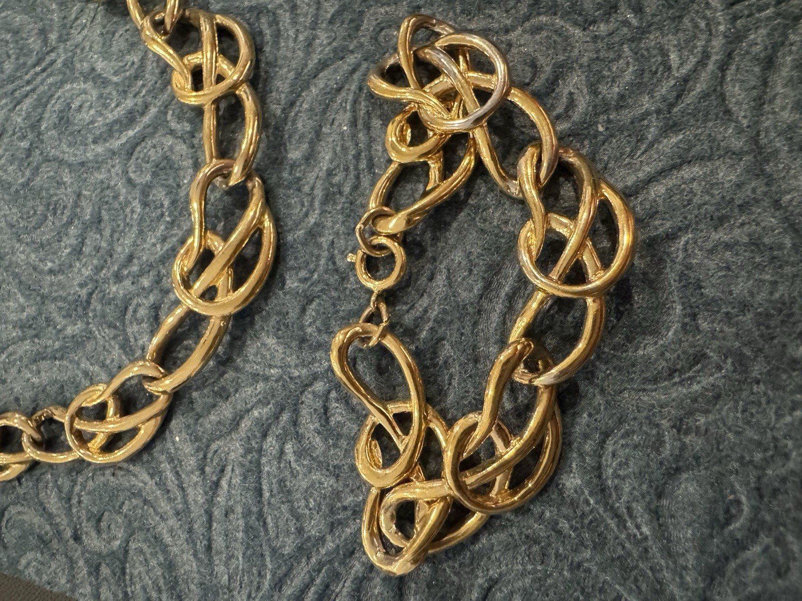 Unmarked Chunky Statement Runway Choker Necklace + Bracelet Set Gold Tone Chain