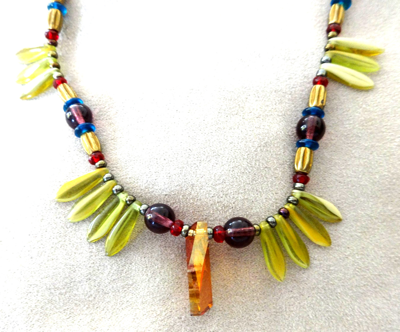 SOUTHWEST STYLE TRIBAL GLASS SEED CRYSTAL BEADED NECKLACE COLLAR CHOKER 16″ VGUC
