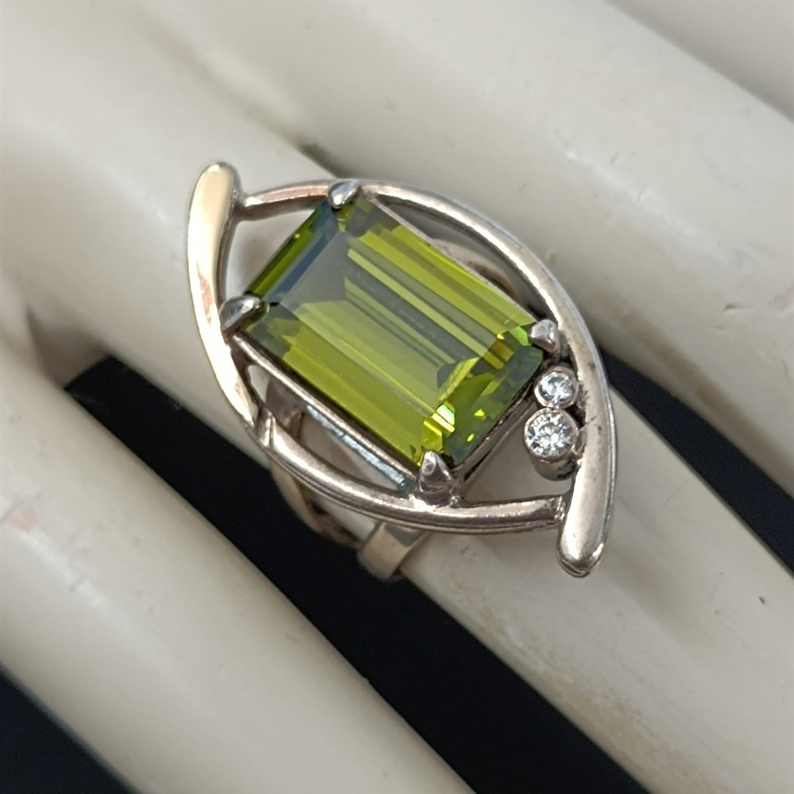 Modernist Statement Ring Sterling Silver Olive Green Stone Rolled Gold Cocktail