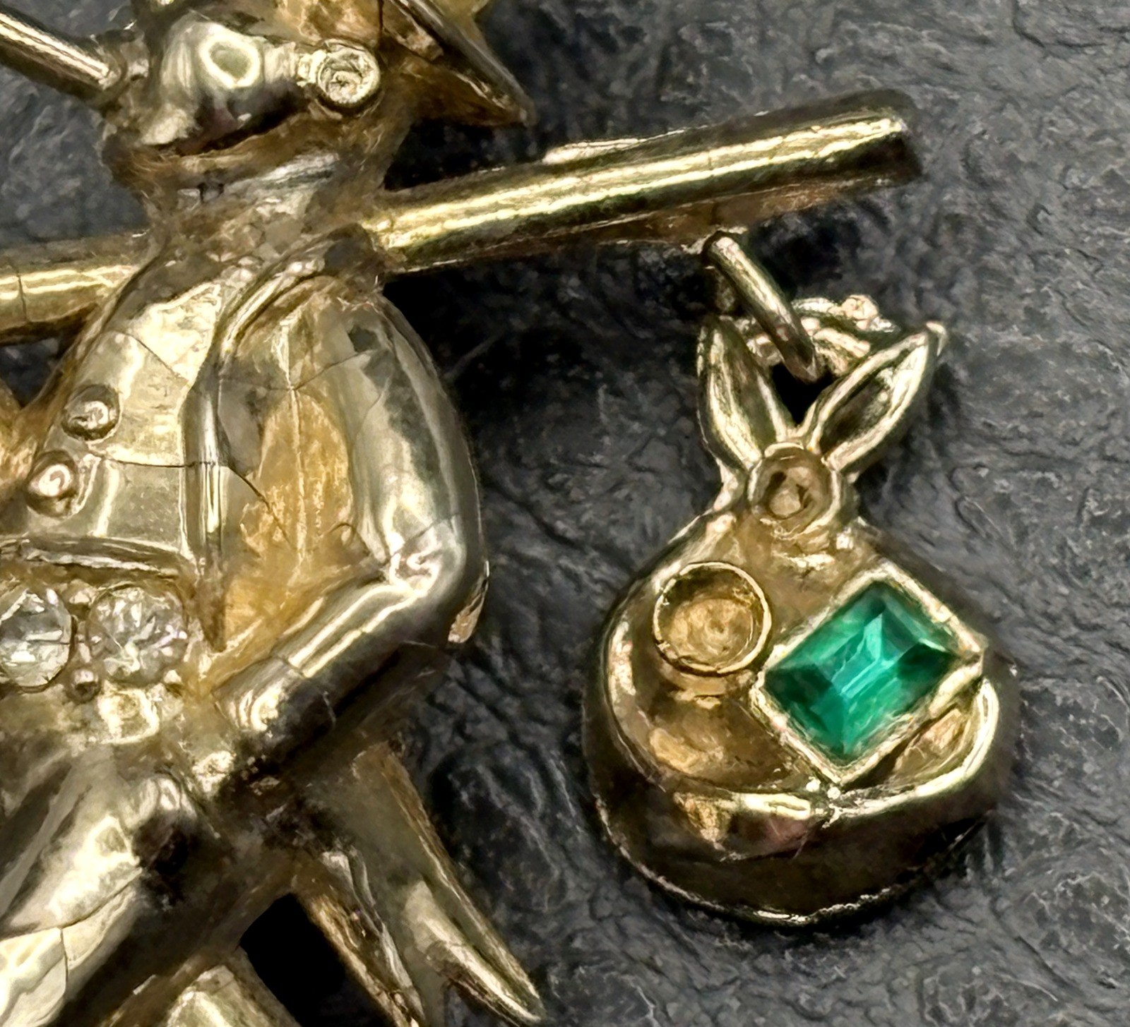 Vintage Gold Tone Hobo Knapsack Charm Brooch Pin Crystal Rhinestone