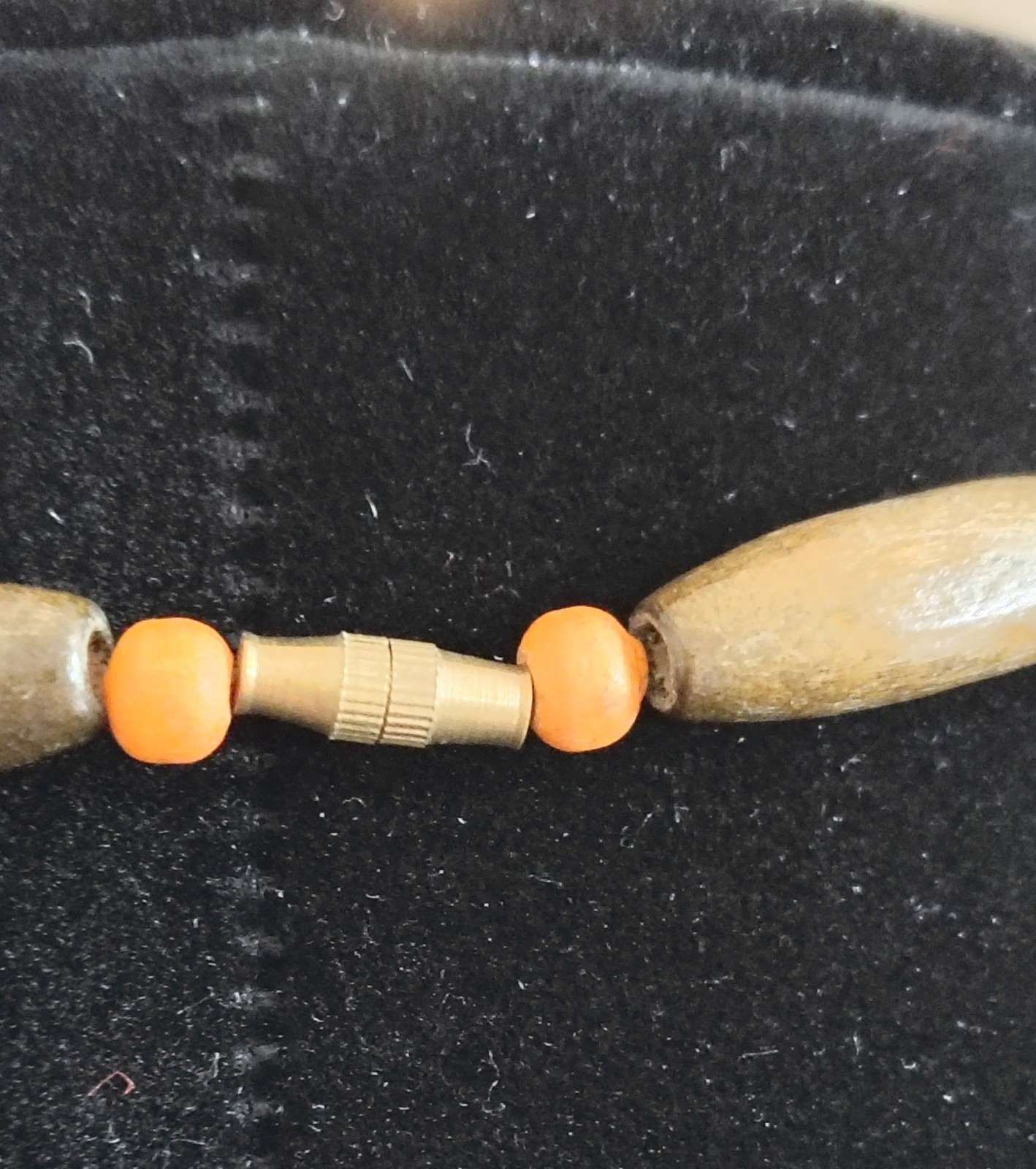 Vintage 20″ Lightweight Wood Necklace W/Orange Pendant 1970s Retro Nylon Strung