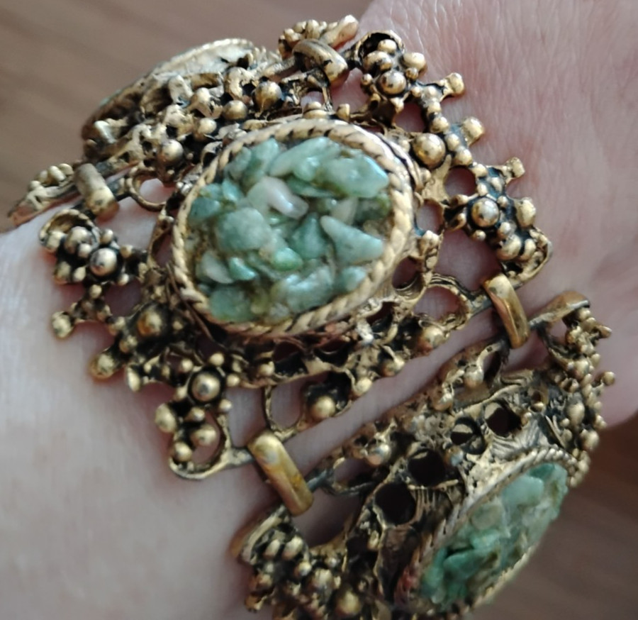 Chunky Vintage Faux Jade Chips Heavy Link Bracelet