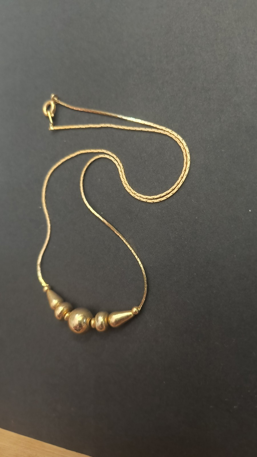 VTG Retro / Art Deco Bead Necklace in Goldtone, Ancient Theme & Style, 18 inche