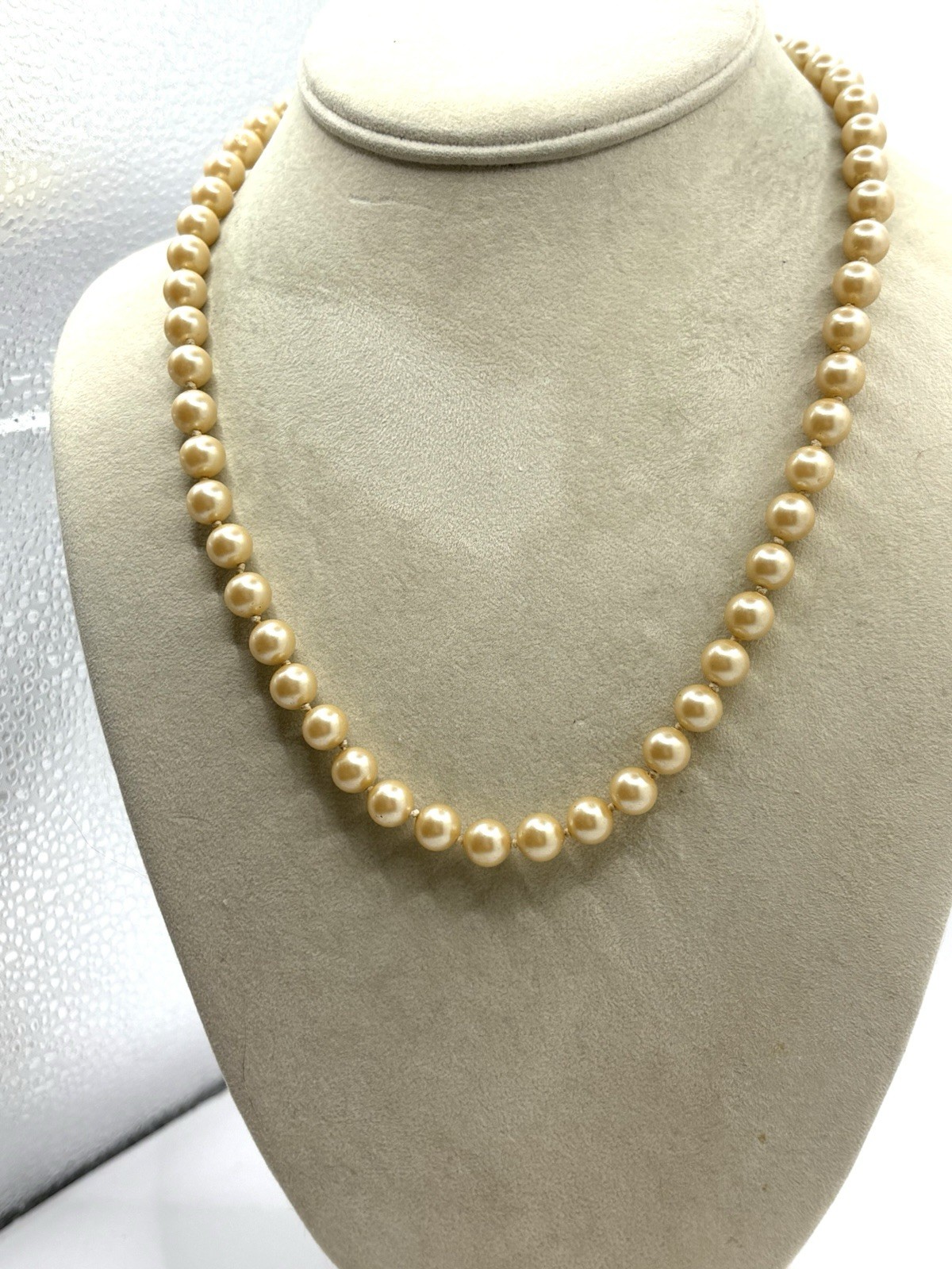 VTG Ivory Glass Hand Knotted Pearl Necklace With Fancy Box Clasp