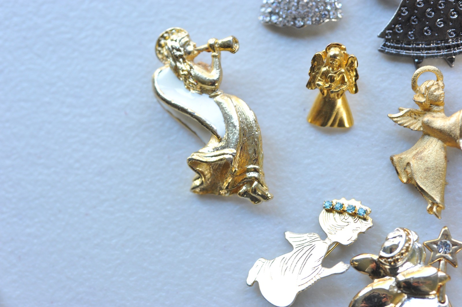 Large LOT ANGELS BROOCH pin gold silver rhinestone enamel 1 signed jane MN12