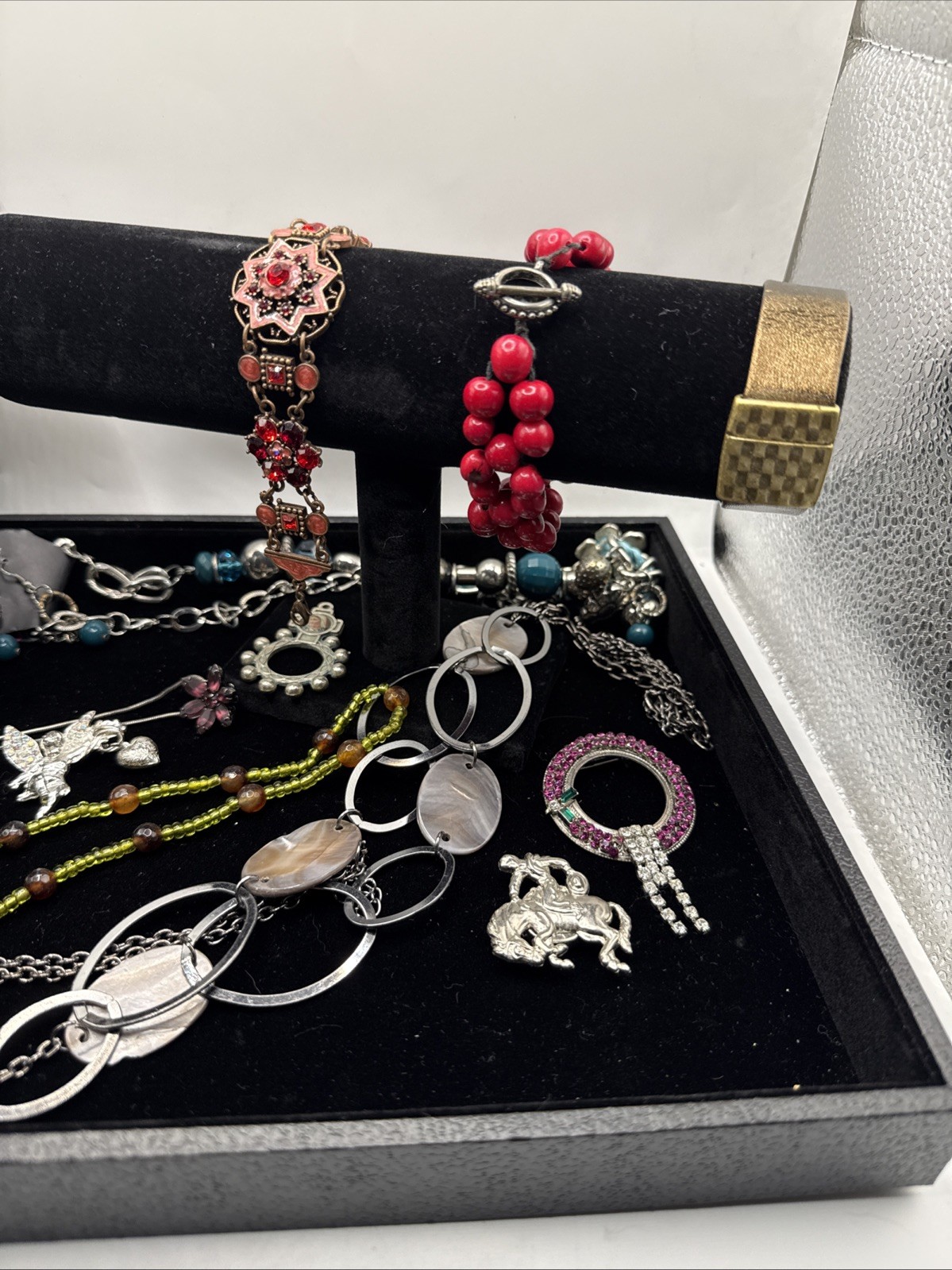 Vintage Lot of 15 Necklaces, Bracelets, Earrings And/or Brooches See Pics
