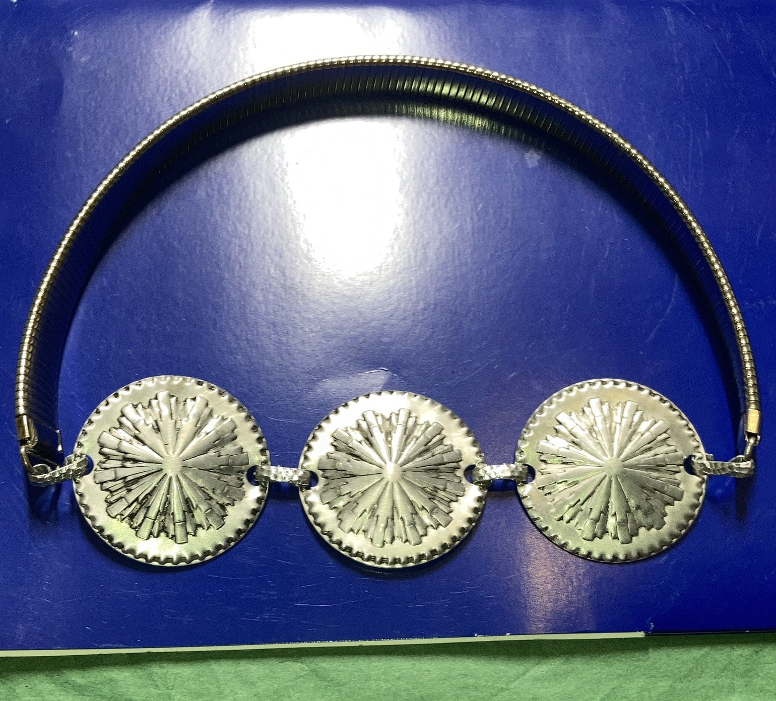 Women’s Silver Tone Metal Snake Chain Necklace w/ Hook, 3 Round Discs, Tribal