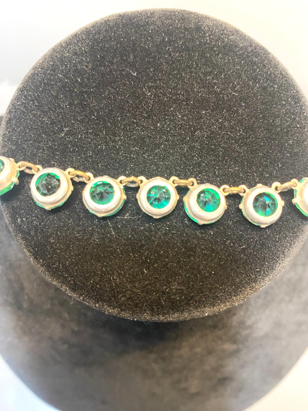 Czech emerald rhinestone choker set in silver