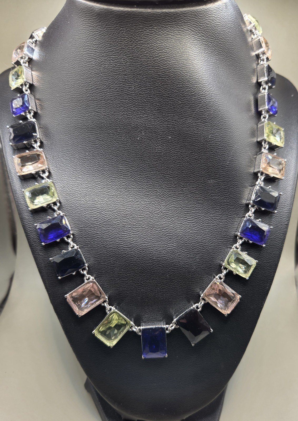 Art Deco Style Choker Necklace 20″ Faceted Chunky Multi Glass Statement 0330