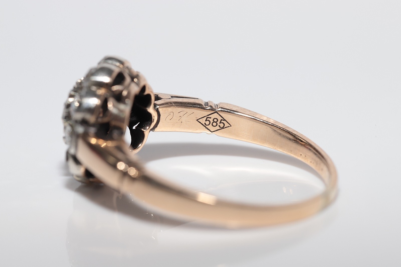 Vintage Circa 1980s 14k Gold Top Silver Natural Rose Cut Diamond Ring