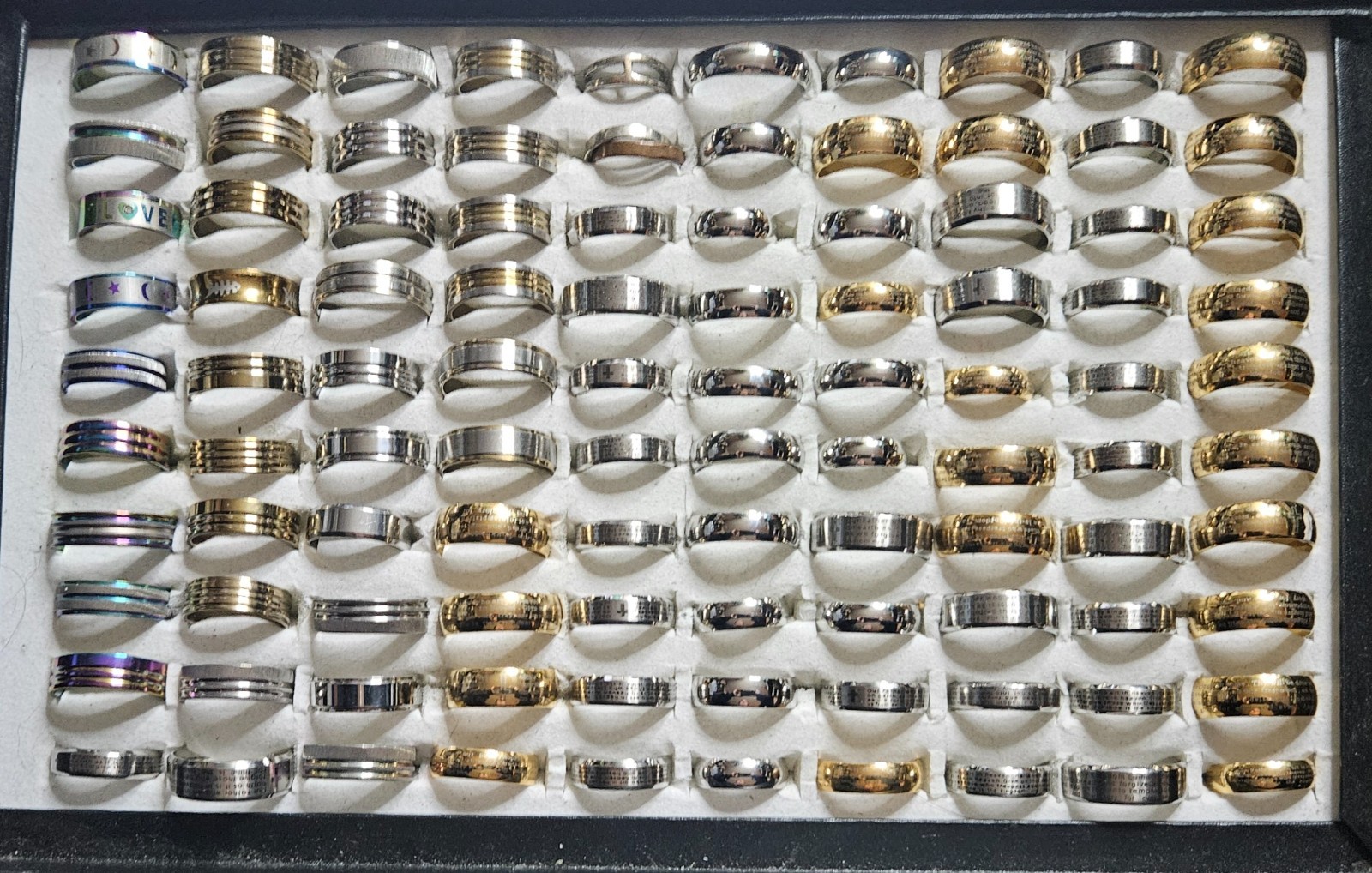 Vintage Estate & Modern Costume Jewelry 1lb Lot Mix Gold & Silver Tone, chunky,