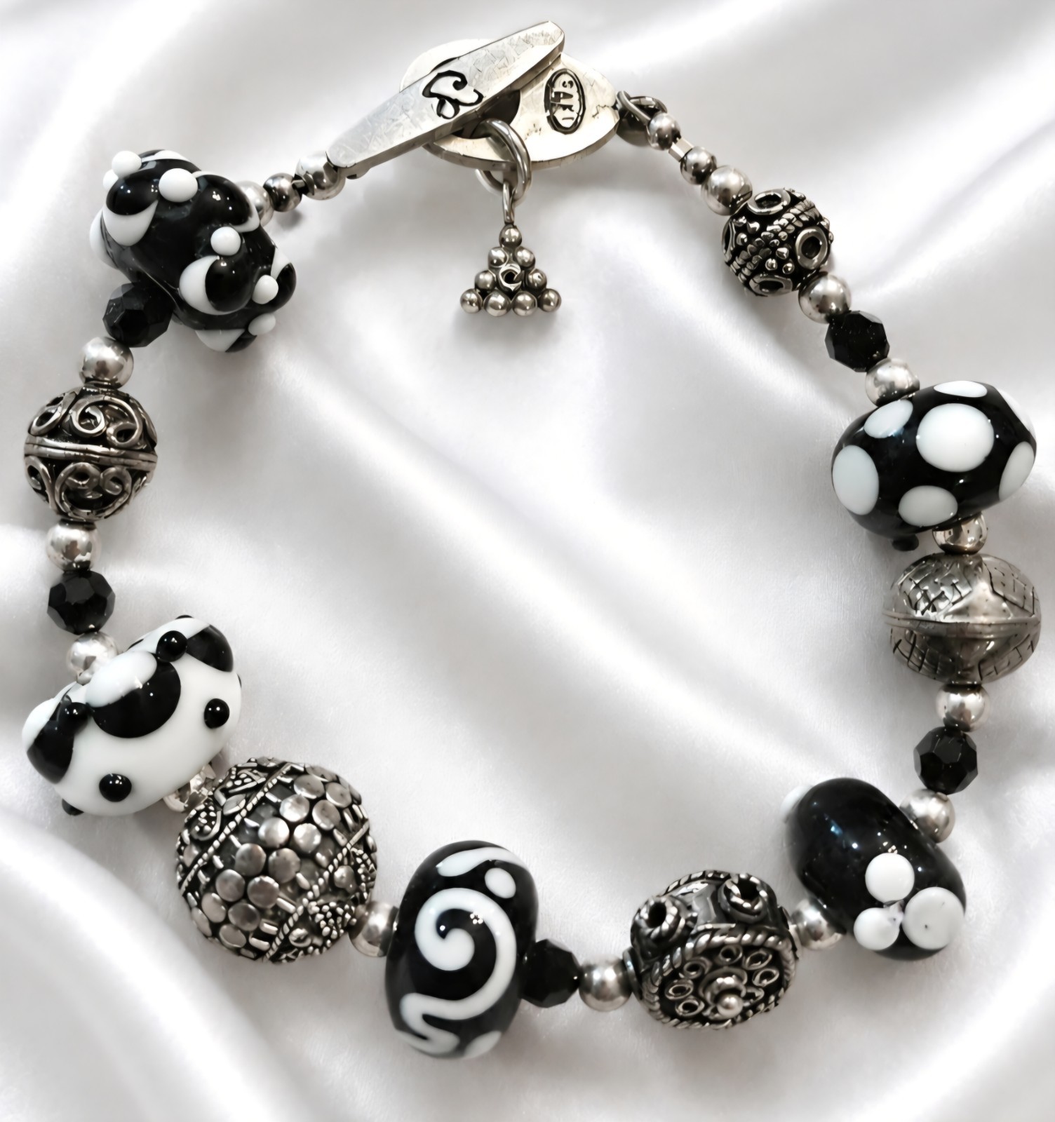 Vintage Sterling Silver Chunky Venetian Glass Bead Bracelet Designer Signed 7″