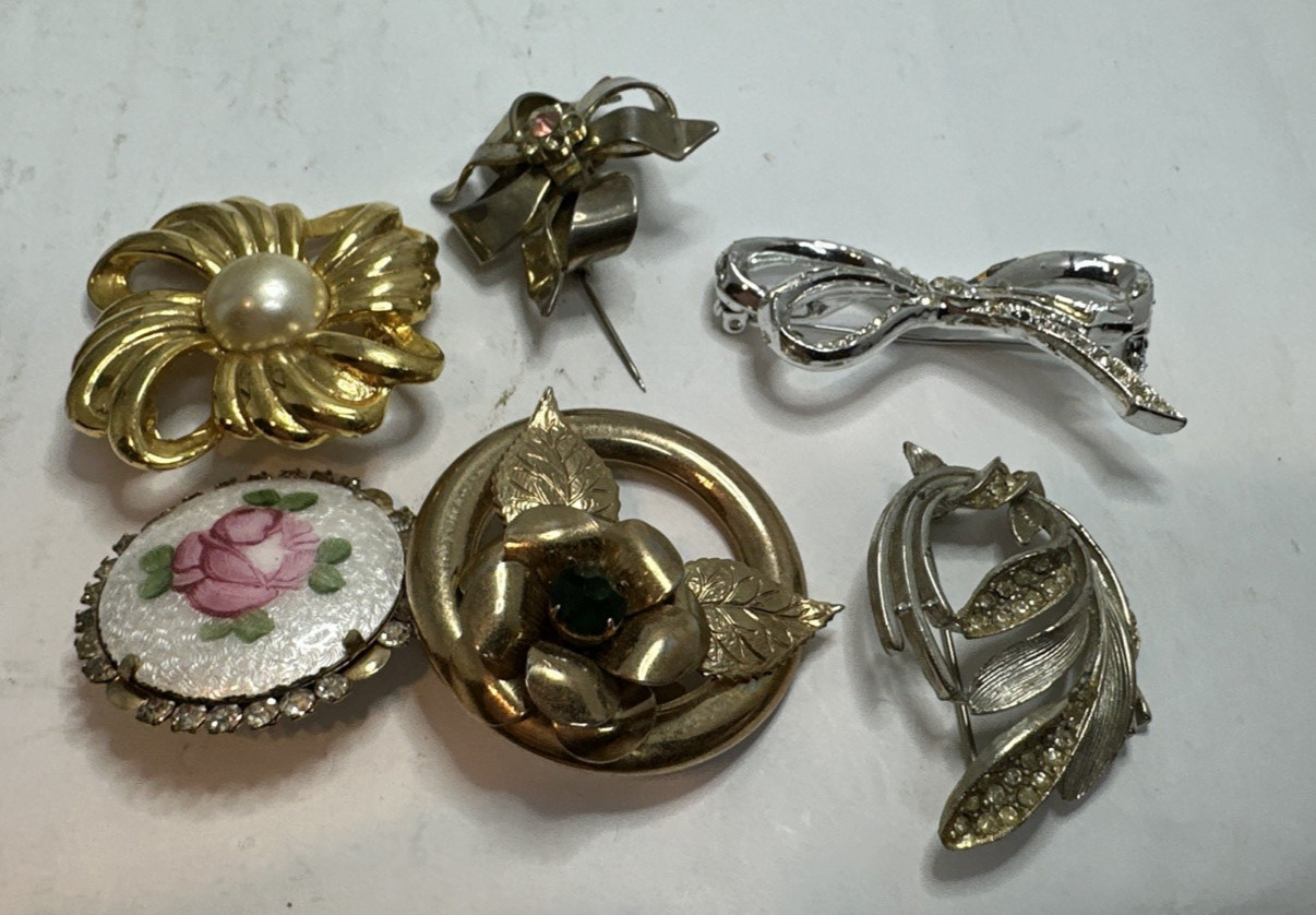 Costume Jewelry & Antique Lot in Brass-Lined Case – 19+ Pieces Pins, Bracelets