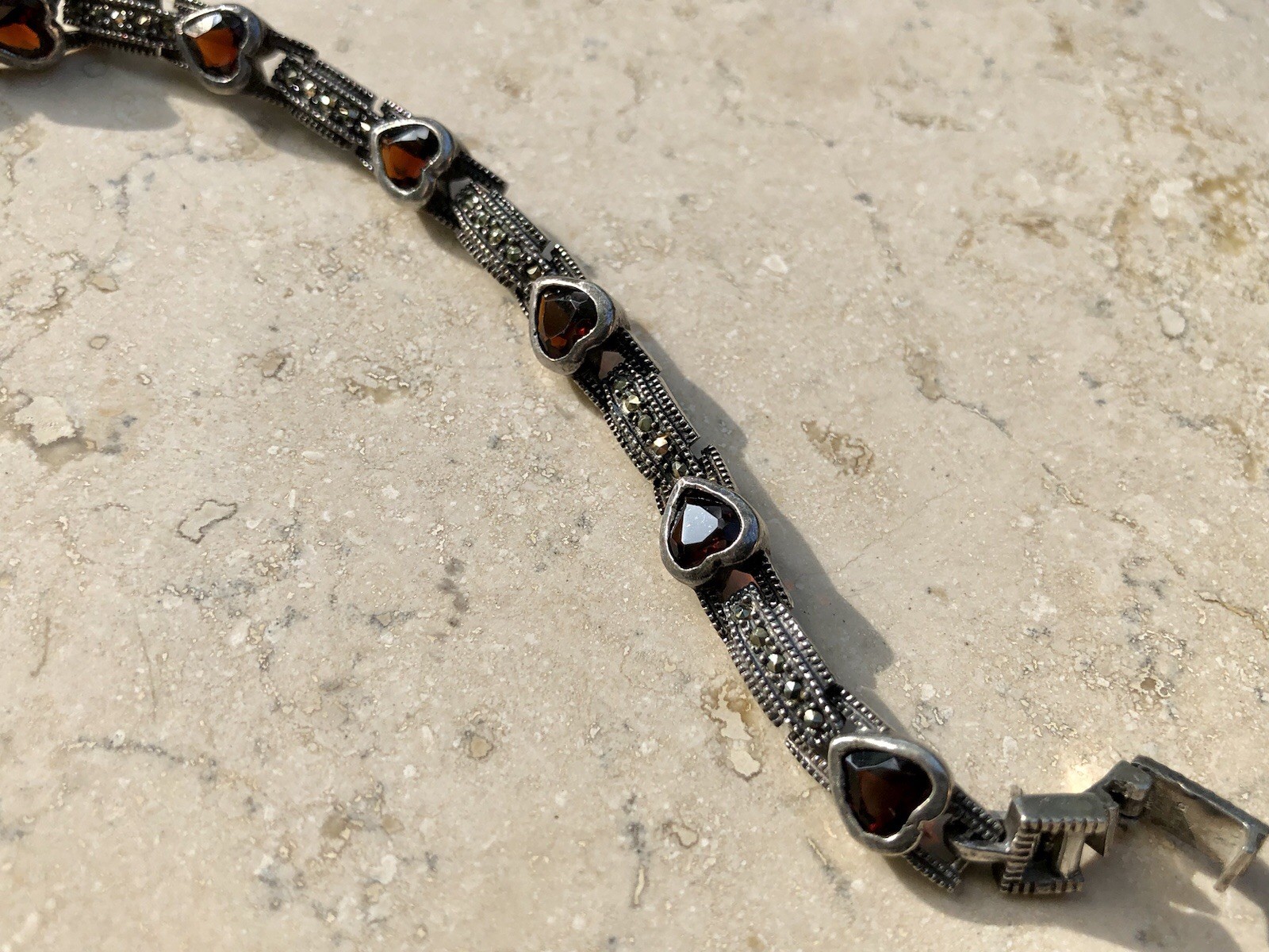 ❤️✨Genuine VINTAGE STERLING SILVER MARCASITE GARNET HEART ESTATE Tennis Bracelet