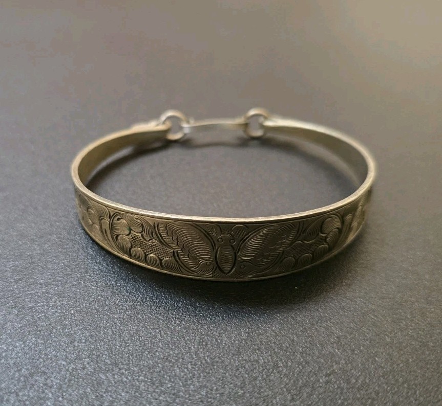 Vintage Chinese Miao Mid-Century Hook Bracelet